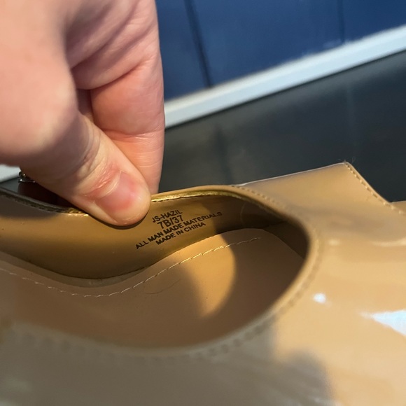 Jessica Simpson Hazil (Nude Patent) Heels Size 7B - Picture 9 of 15